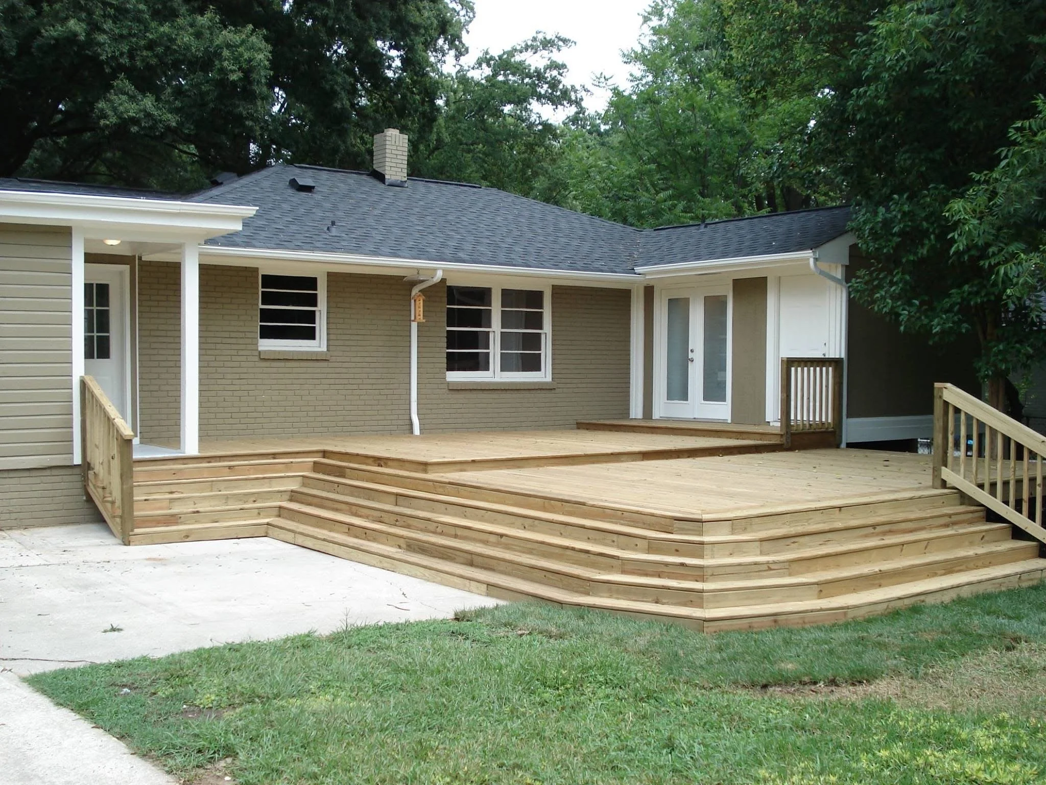 Outdoor living — Finished Deck