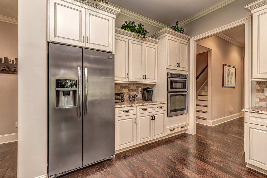 Old Hickory custom home — Kitchen