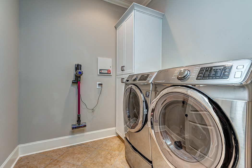 Old Hickory custom home — Laundry