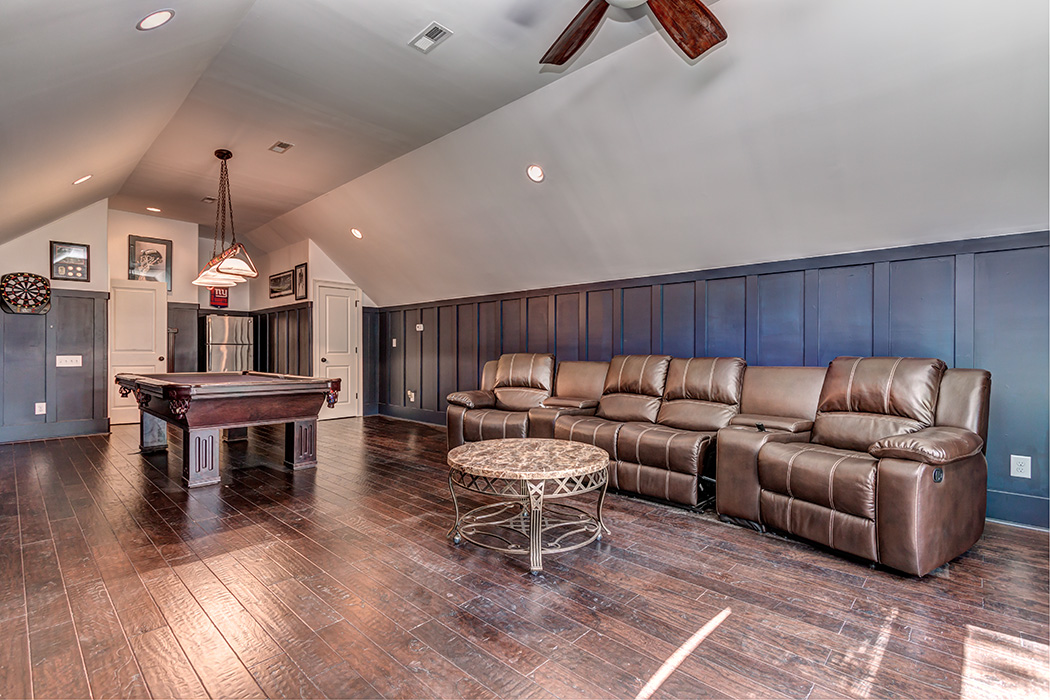 Old Hickory custom home — Bonus