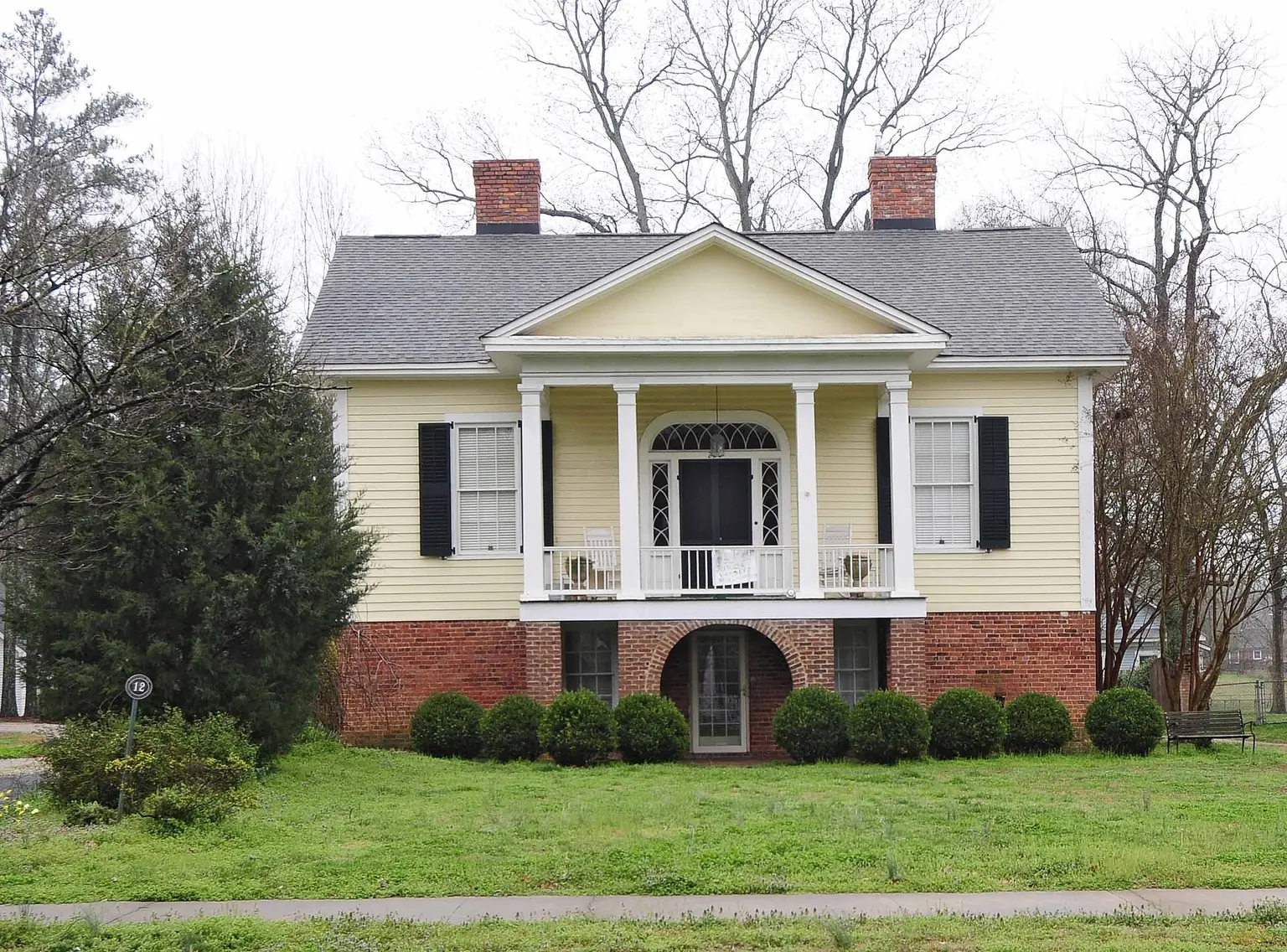 The Hart House in York County, South Carolina — Attic conversion Lake Wylie: maximize your home's potential