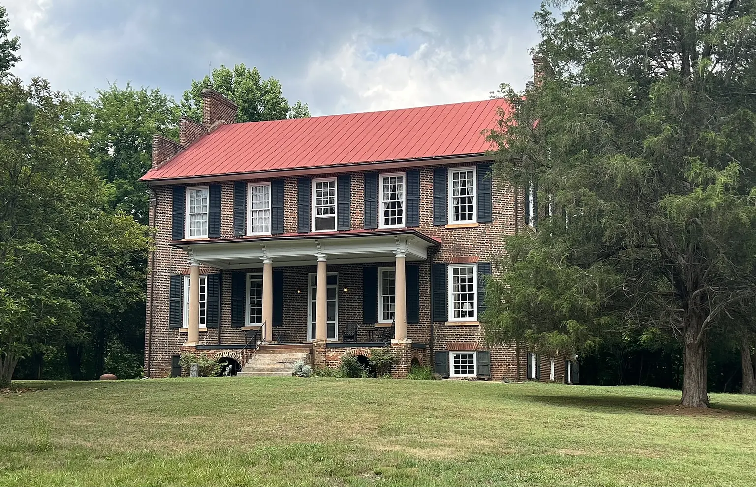 Cedar Grove, an 1831 plantation house in Huntersville — Custom staircase remodel for Charlotte homes