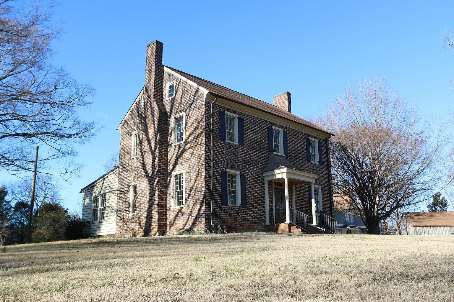 The 1820s William T. Alexander House in Mecklenburg County — Outdoor living addition Charlotte: elevate your North Carolina home