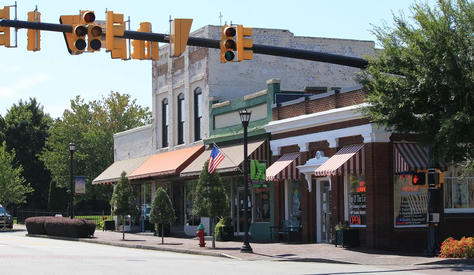 Historic downtown Mount Holly, North Carolina — How to plan a split-level remodel in Charlotte, NC
