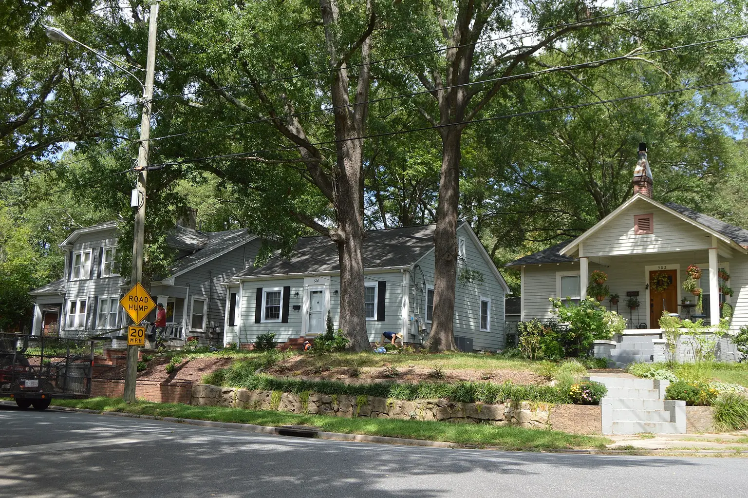 Houses on Sixth Avenue in Gastonia, North Carolina — Sunroom addition Charlotte NC: Enhance your living space with natural light