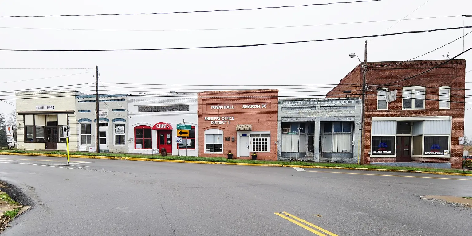 The Sharon Downtown Historic District in York County, South Carolina — Make your two-story foyer work harder for your home