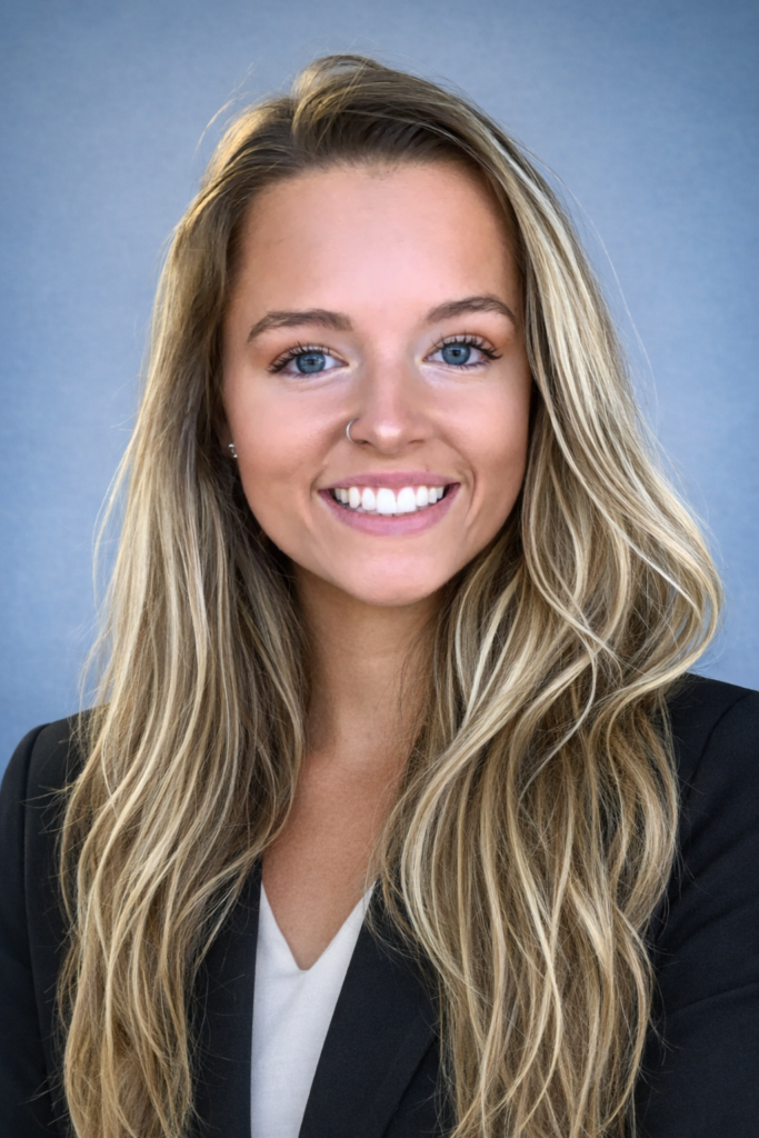 Stephanie kunes | chief marketing executive