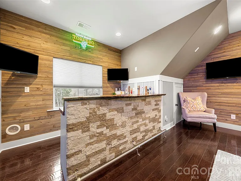 Custom Home Plans in Lake Wylie, SC | Cooper Development Group 1aab0bb0af84cd2019f2d3822ed2875c-cc_ft_768