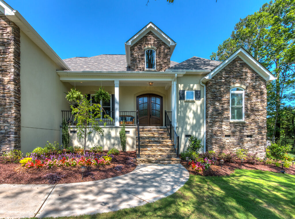 Custom Home Plans in Lake Wylie, SC | Cooper Development Group 30OldHickoryCt-03Front